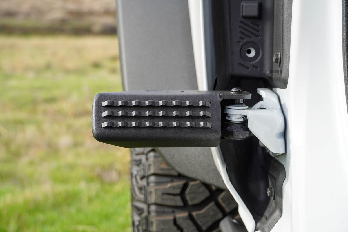 2021-2024 Ford Bronco Foot Pegs