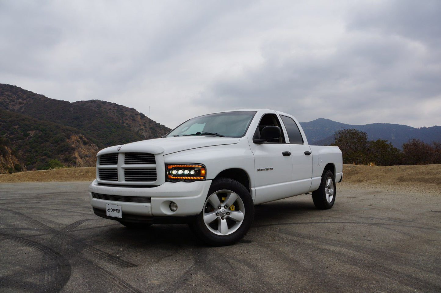 02-05 Dodge Ram NOVA-Series LED Projector Headlights Chrome | AlphaRex