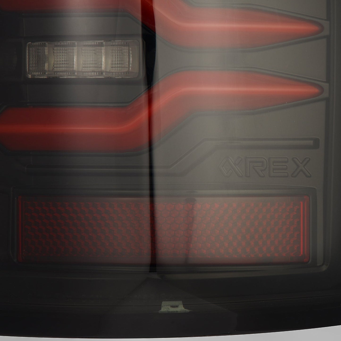 02-06 Dodge Ram 1500/03-06 Dodge Ram 2500/3500 Truck LUXX-Series LED Tail Lights Black-Red | AlphaRex
