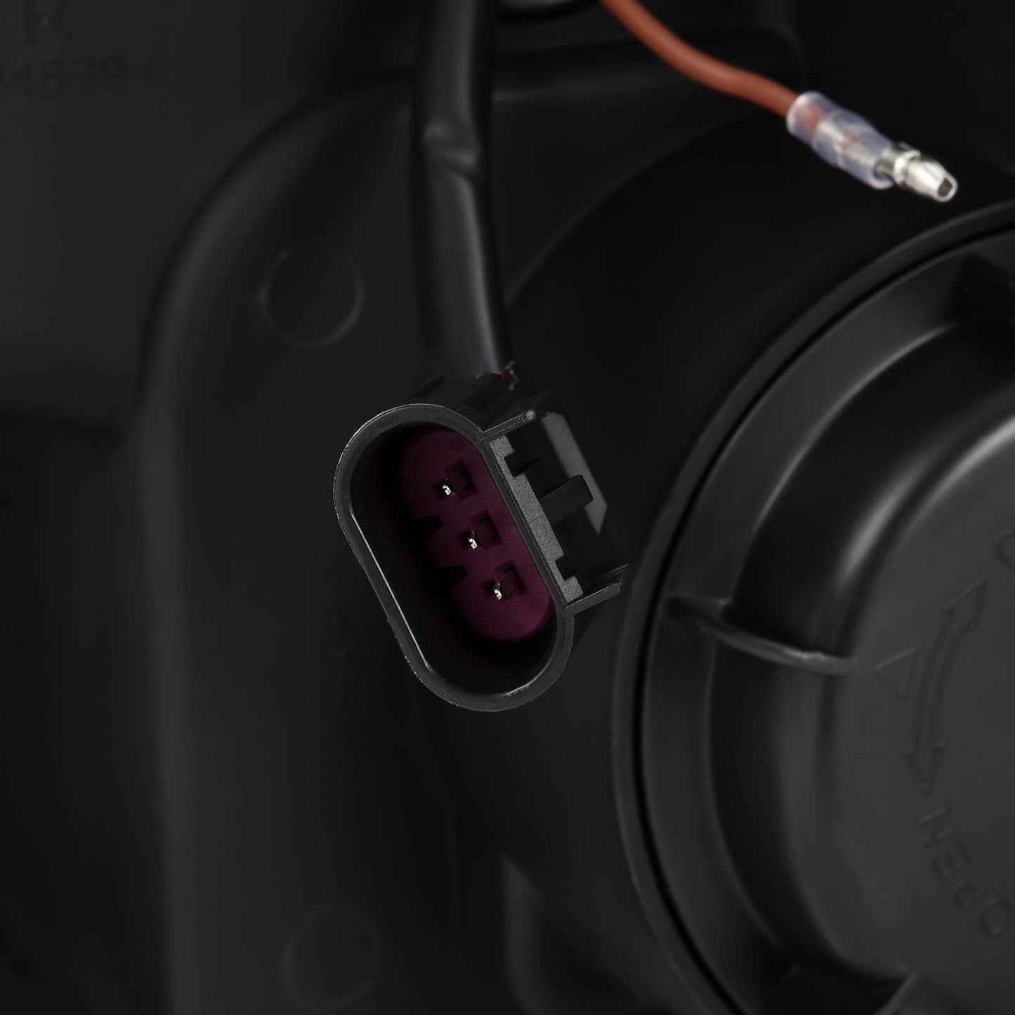 04-08 Ford F150 / 06-08 Lincoln Mark LT LUXX-Series LED Projector Headlights Black | AlphaRex