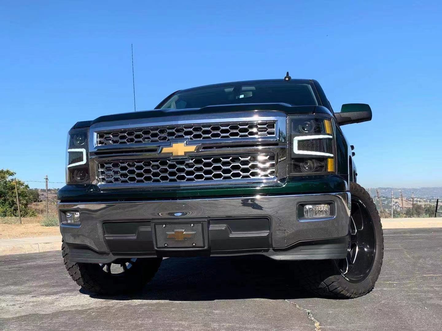 14-15 Chevrolet Silverado LUXX-Series LED Projector Headlights Chrome | AlphaRex