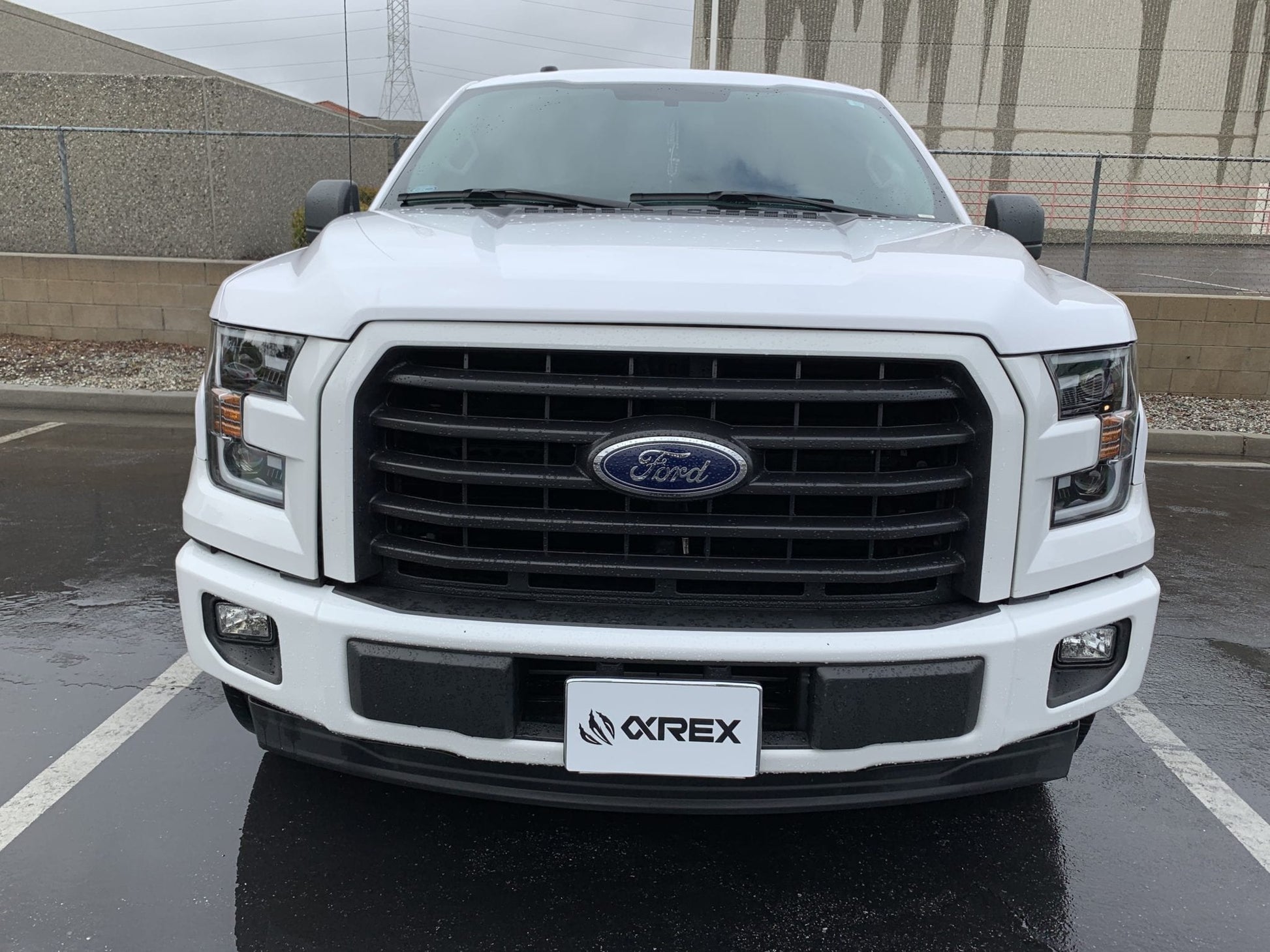 15-17 Ford F150 / 17-20 Ford F150 Raptor LUXX-Series LED Projector Headlights Jet Black | AlphaRex