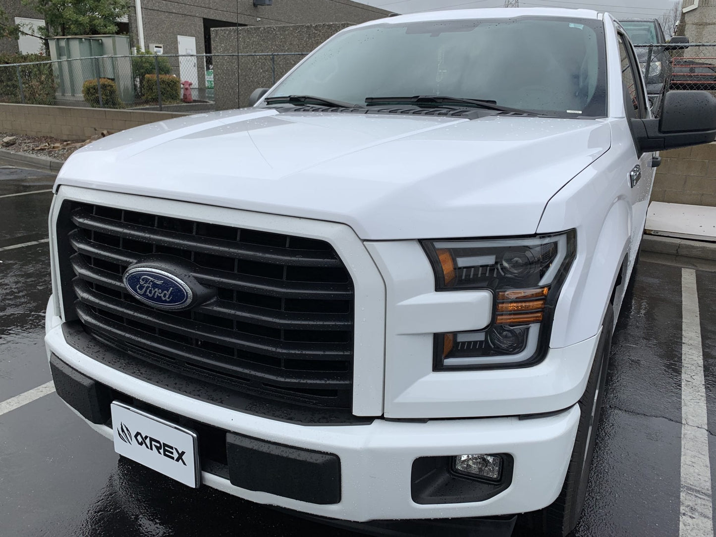 15-17 Ford F150 / 17-20 Ford F150 Raptor LUXX-Series LED Projector Headlights Jet Black | AlphaRex