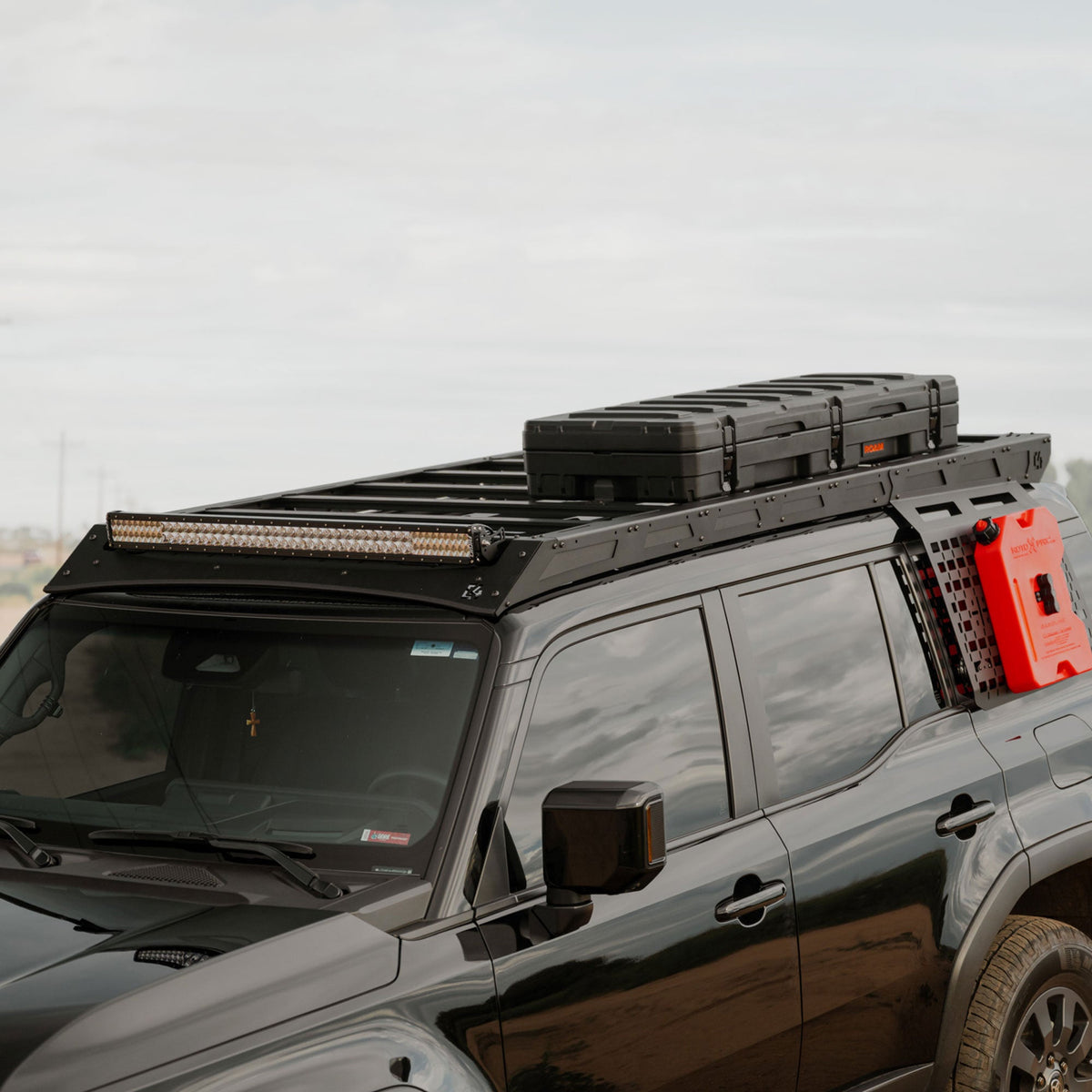 Land Cruiser Roof Rack with Optional Light Bar Mount / 250 Series / 2024-2026