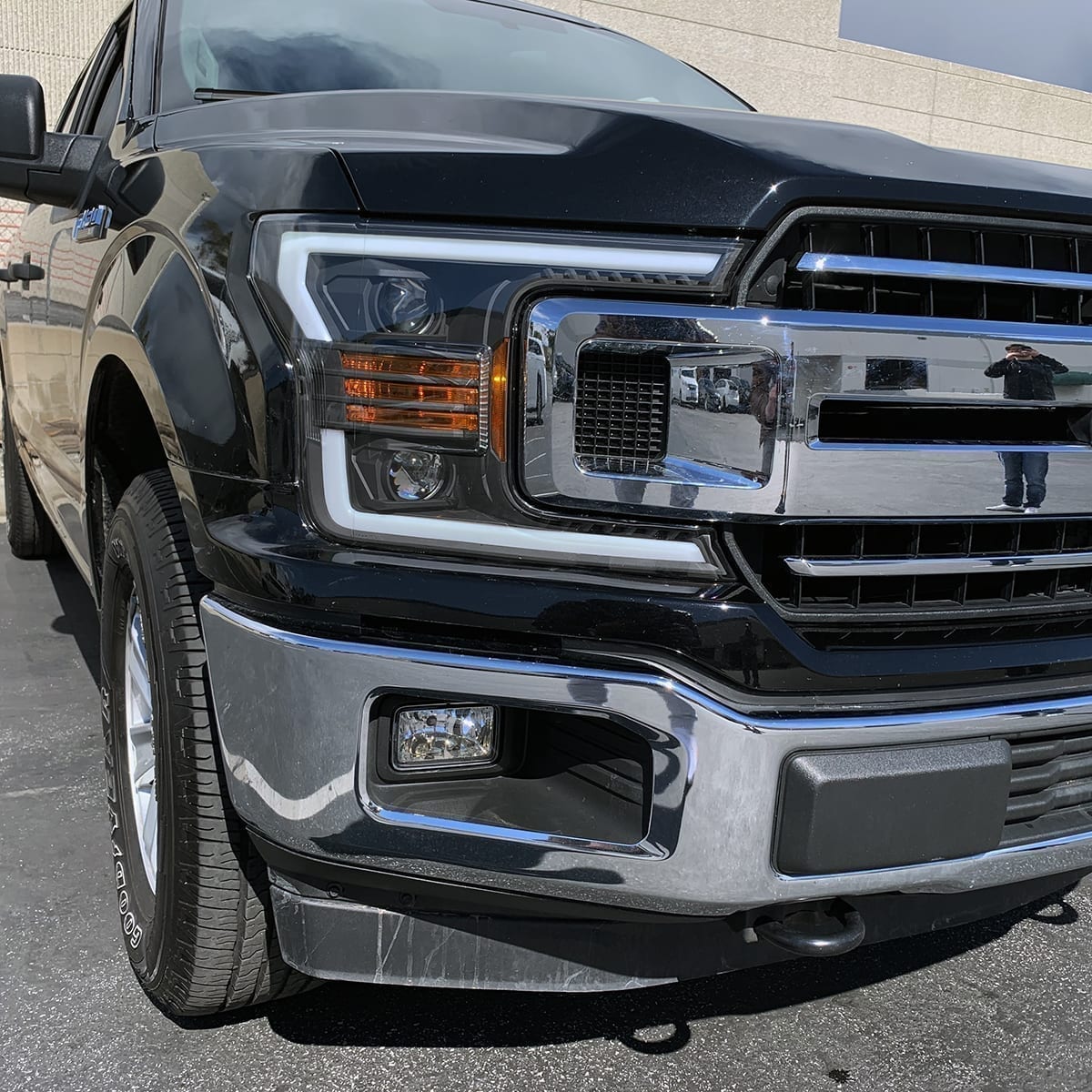 18-20 Ford F150 PRO-Series Halogen Projector Headlights Jet Black | AlphaRex