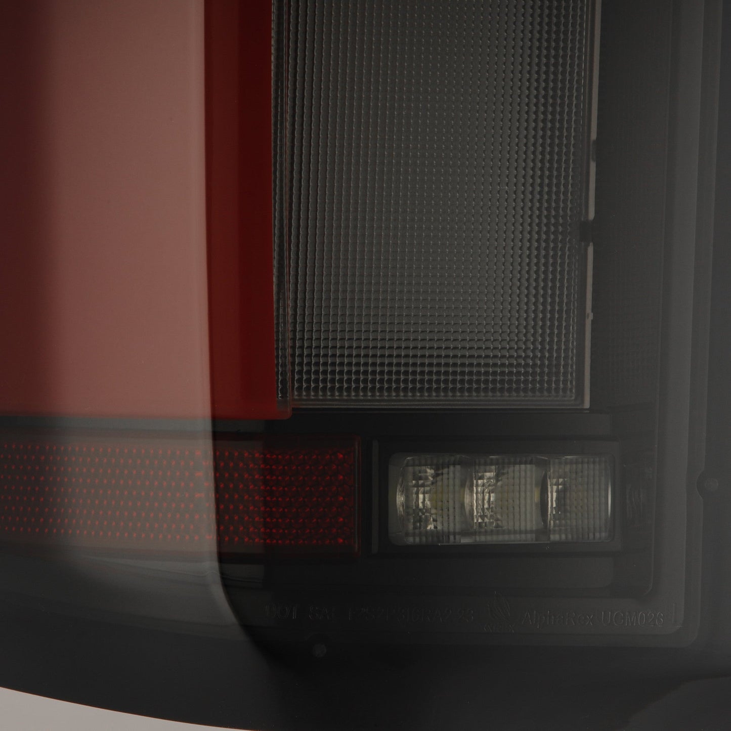 19-25 Chevrolet Silverado 1500 / 20-25 Silverado 2500HD/3500HD LUXX-Series LED Tail Lights Black Red | AlphaRex