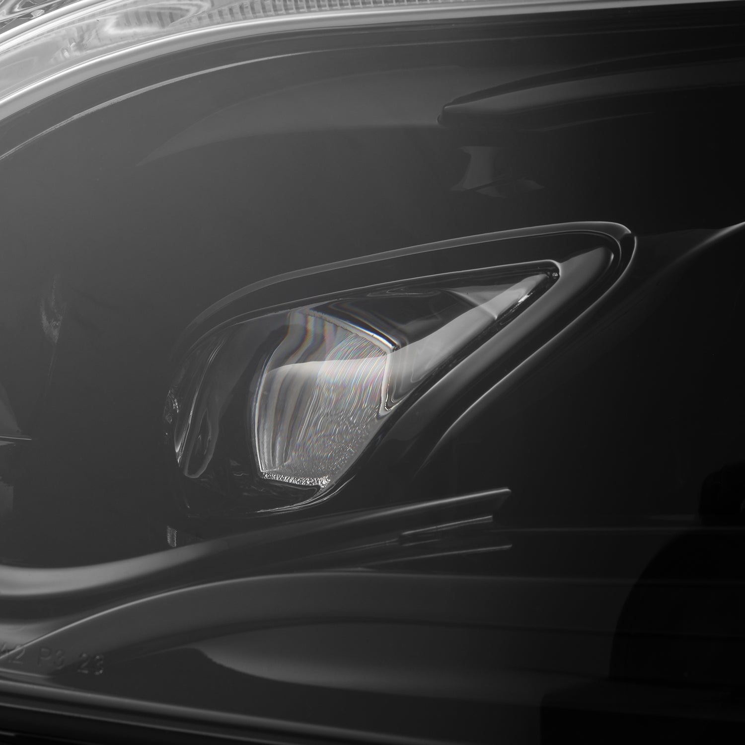 19-25 Mercedes-Benz Sprinter LUXX-Series LED Projector Headlights Alpha-Black | AlphaRex