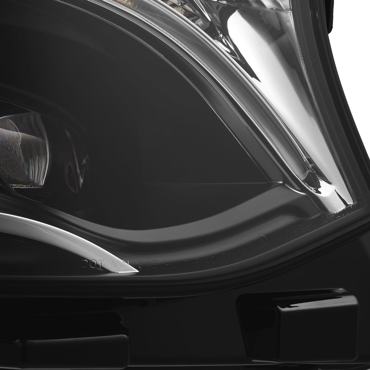 19-25 Mercedes-Benz Sprinter LUXX-Series LED Projector Headlights Black | AlphaRex