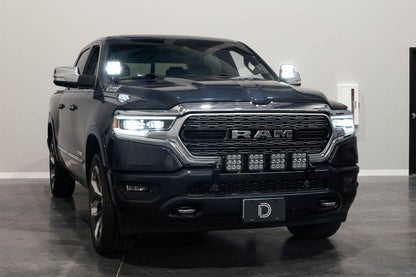 2019_ram_1500_limited_studio_angled_ss5_ditch_lowbeam_on.jpg
