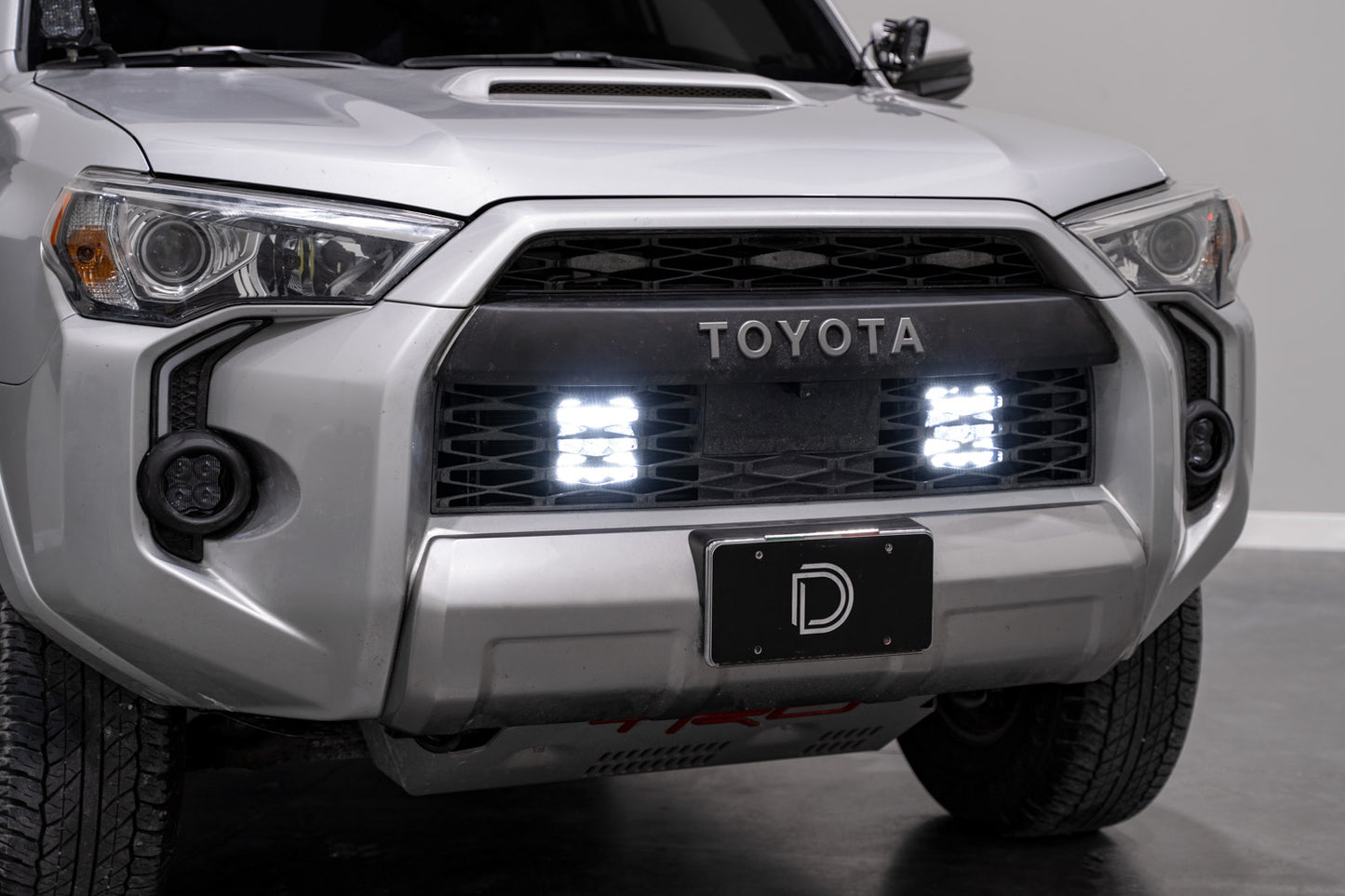 2020_4runner_ss5_2pod_studio_angle_mid_on.jpg