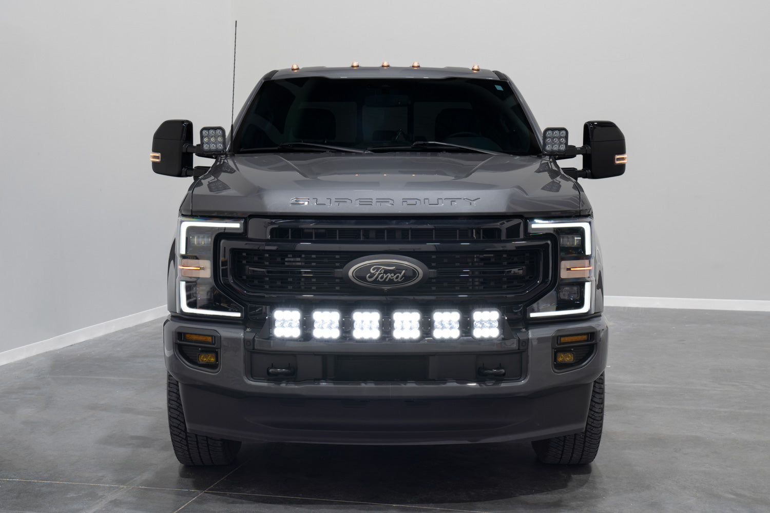 2021_ford_f350_wide_straight_studio_ss5_bumper_main_beam.jpg