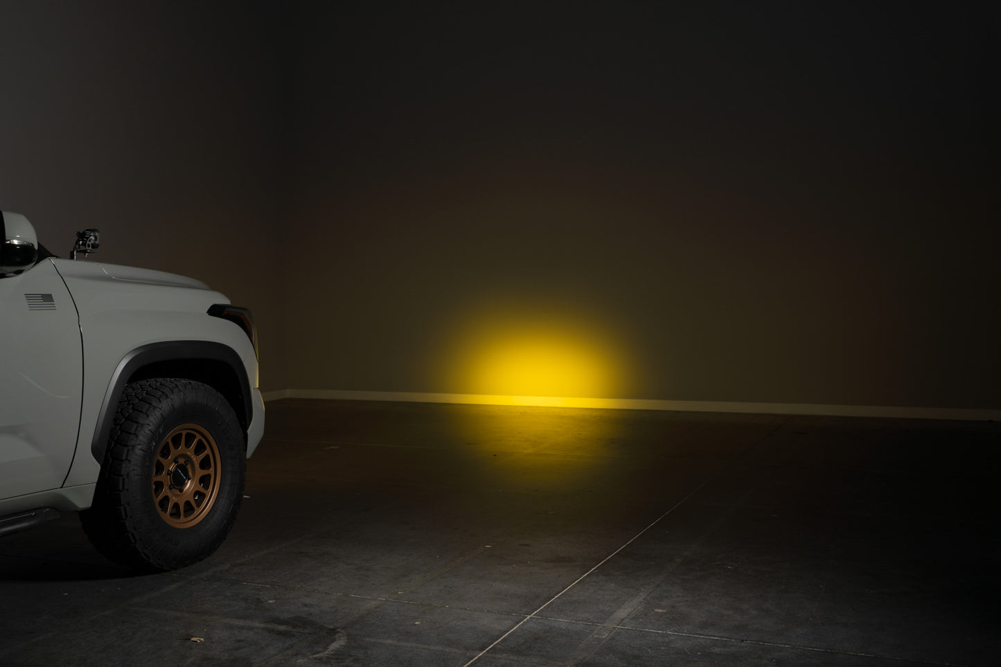 2022_toyota_tundra_output_ss18_stealth.jpg