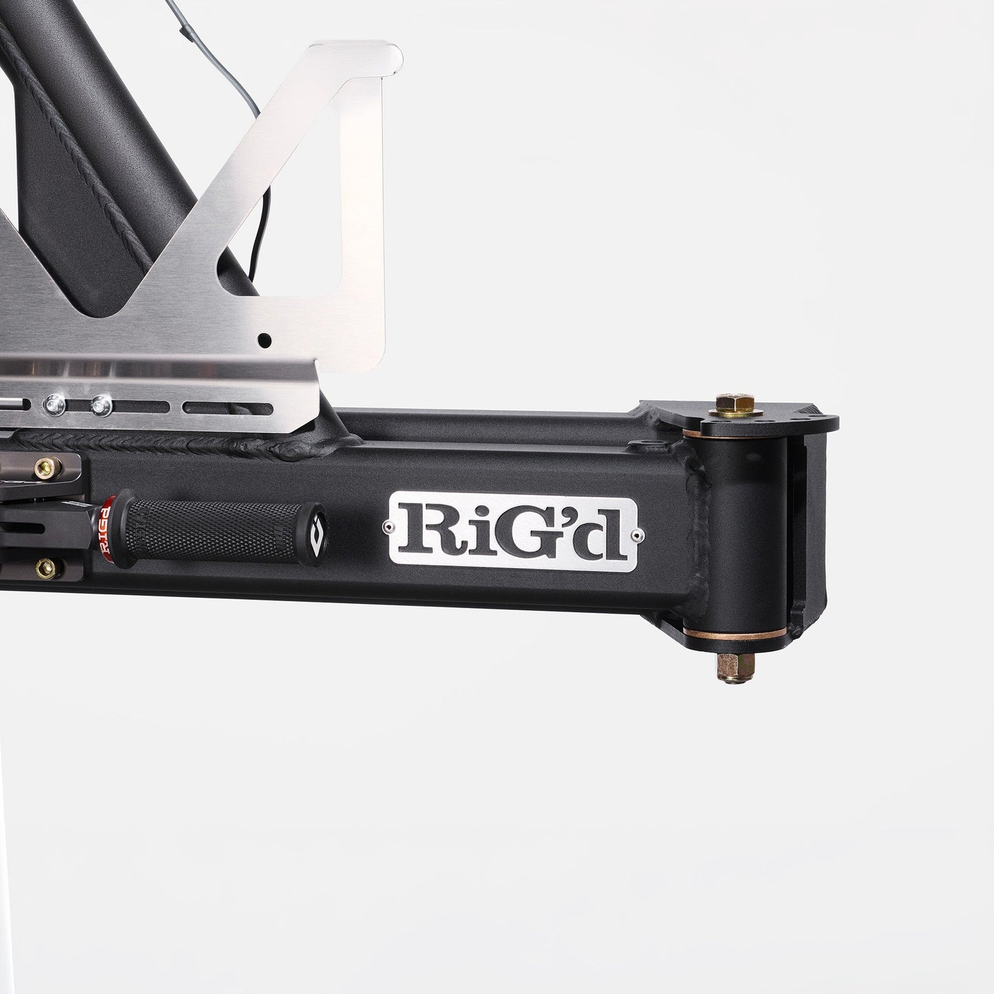 UltraSwing® Short-Fit Spare Tire Hitch Mount | RiGd Supply