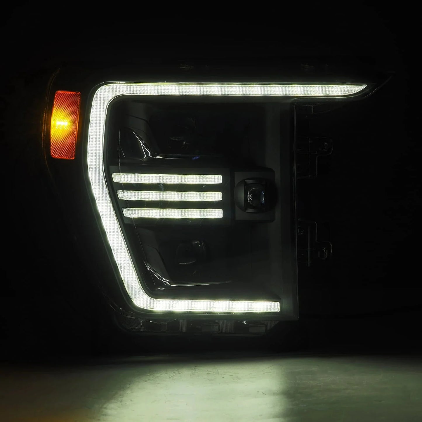 21-23 Ford F150 PRO-Series Halogen Projector Headlights Black | AlphaRex