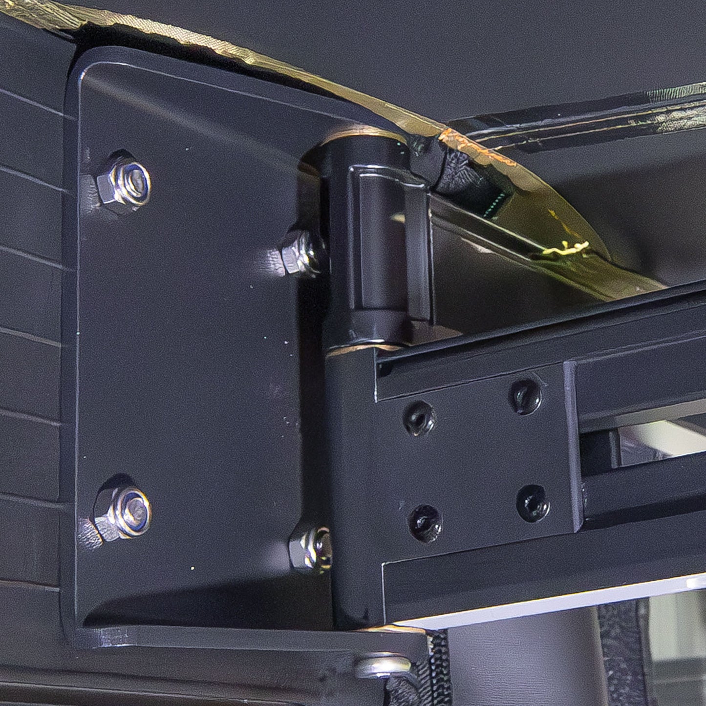 Peregrine PRO 180 Degree Overland Awning