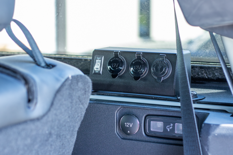 2021+ 2-Door Ford Bronco Outlet Box