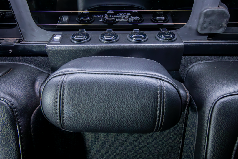 2020+ Jeep Gladiator Outlet Box