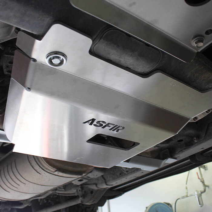 Toyota Land Cruiser 200 / Lexus LX570 Transfer Case Skid Plate