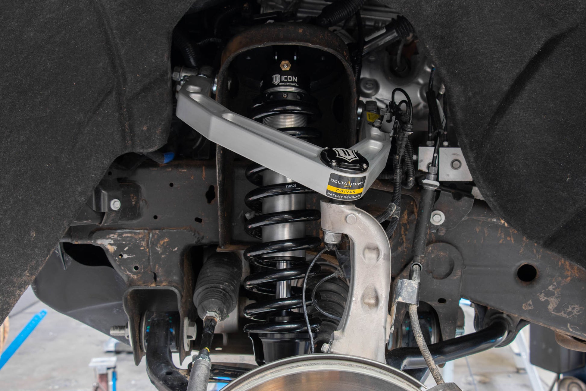 19-23 GM 1500 1.5-3.5 Inch Lift Front 2.5 Vs Extended Travel Coilover Kit Icon Vehicle Dynamics