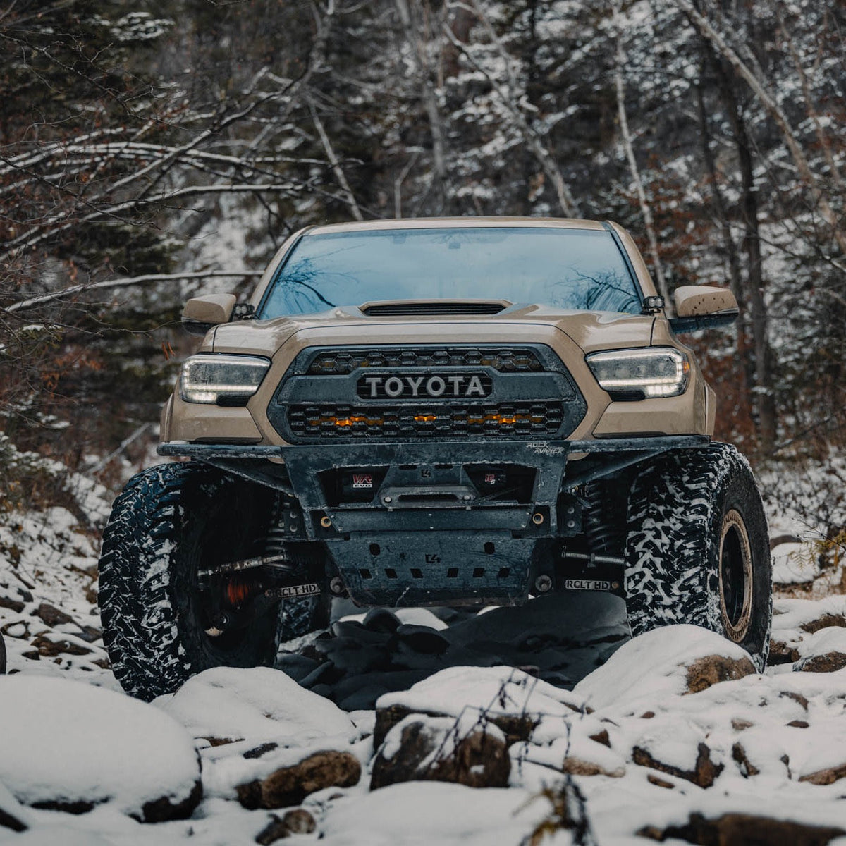 Tacoma Rock Runner Front Bumper / 3rd Gen / 2016-2023 | Plate Sides |  - Low Bar | Hammer Black Powder Coat