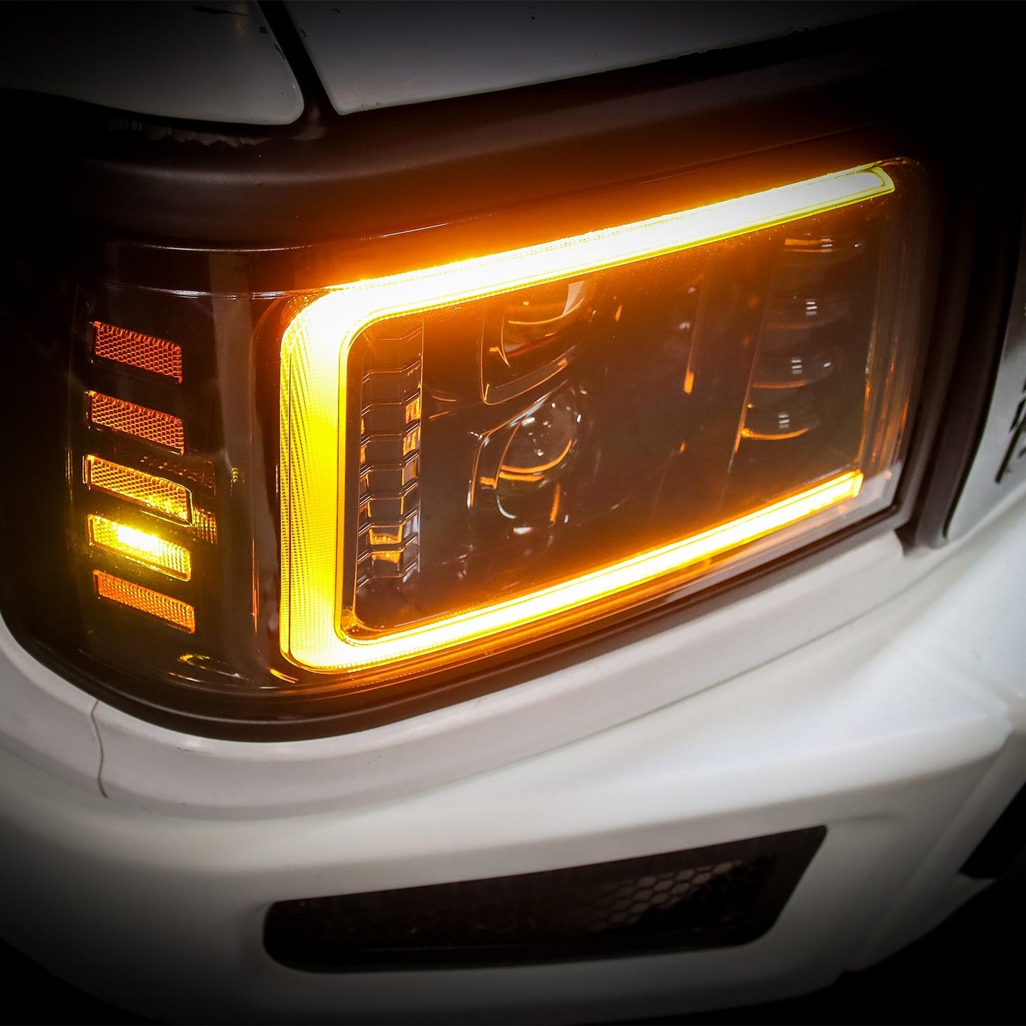 92-96 Ford F-Series/Bronco LUXX-Series LED Projector Headlights Alpha-Black | AlphaRex