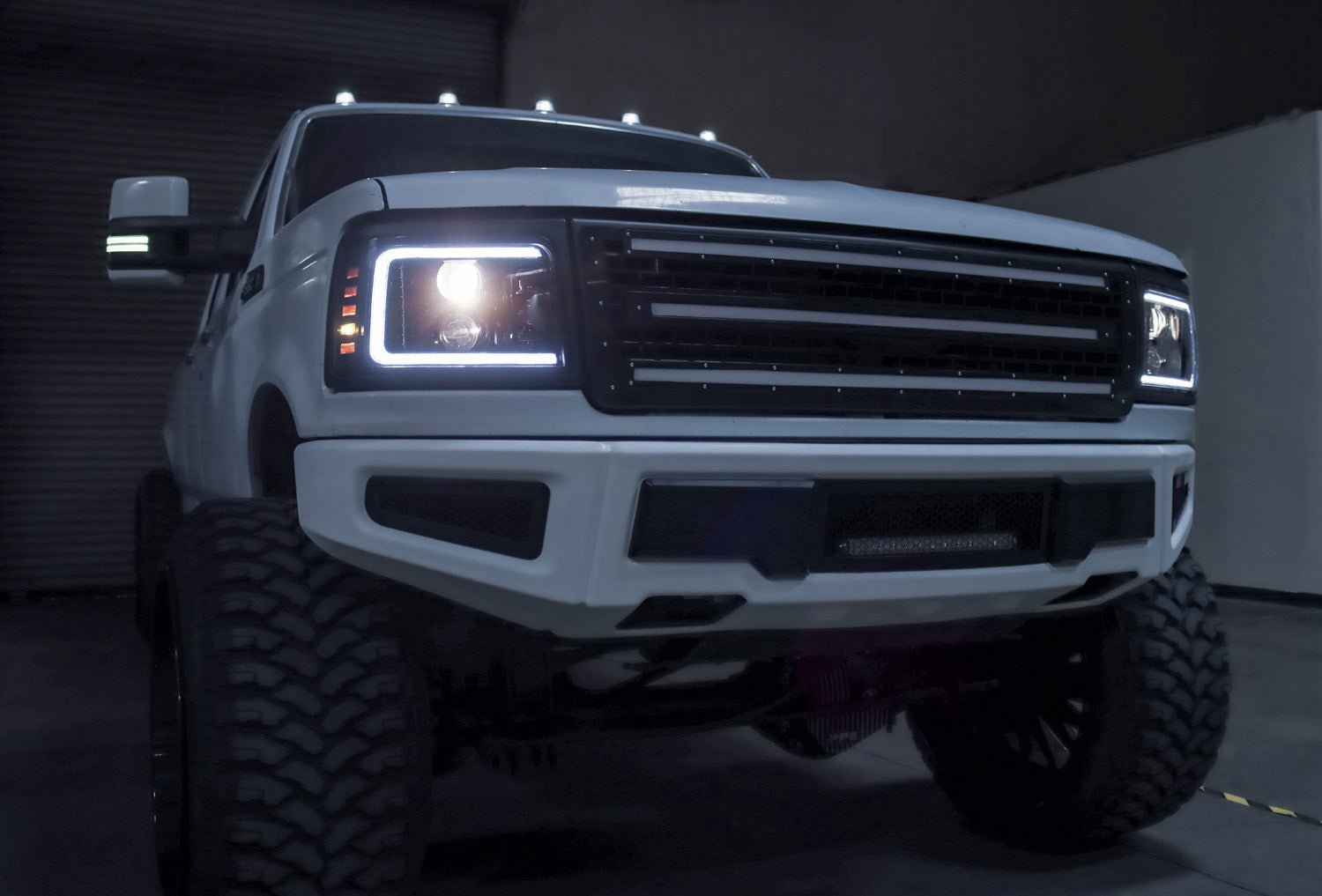 92-96 Ford F-Series/Bronco PRO-Series Halogen Projector Headlights Chrome | AlphaRex