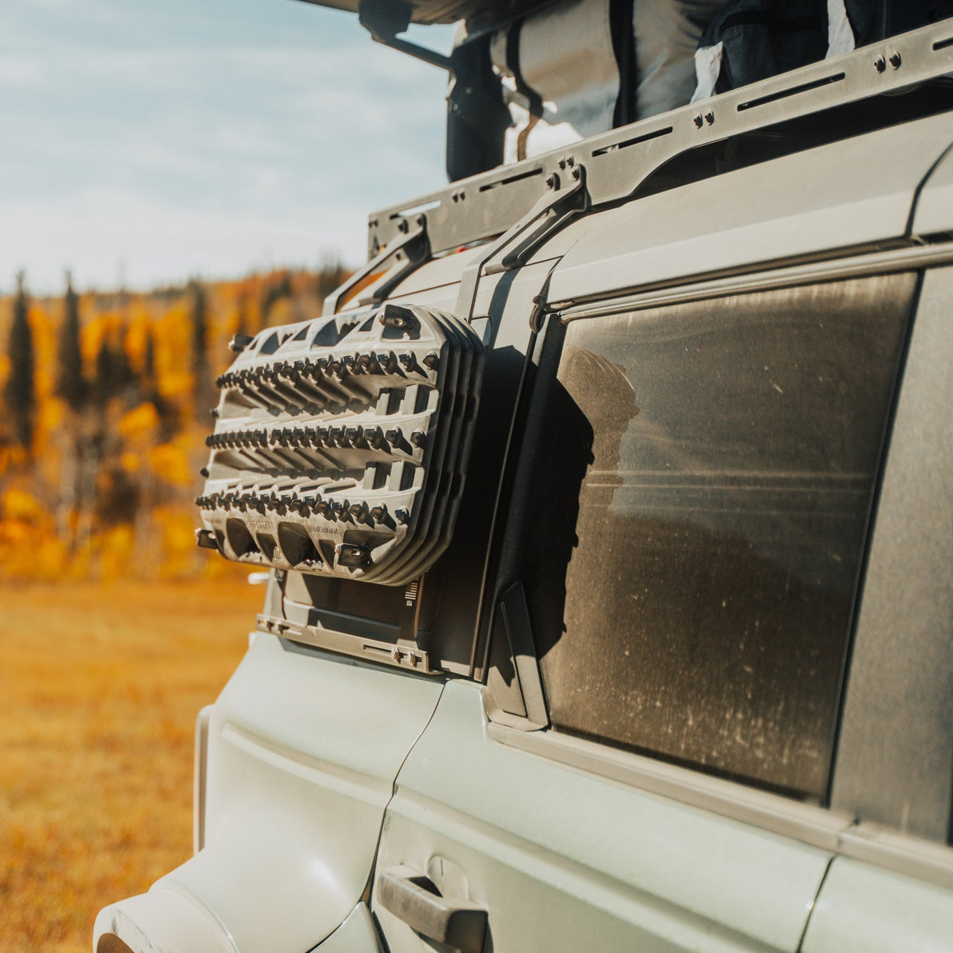 Universal MaxTrax LITE Plate