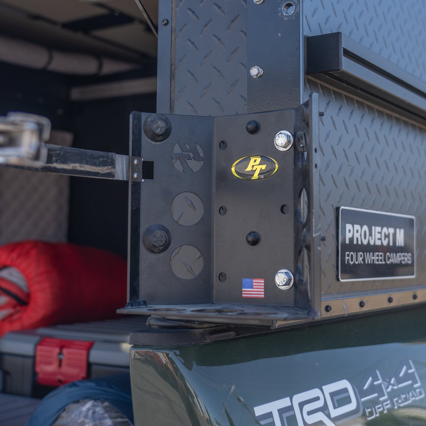 Teton LOCKER Propane Tank Bracket for 5 lb LP Bottle 8 in Diameter