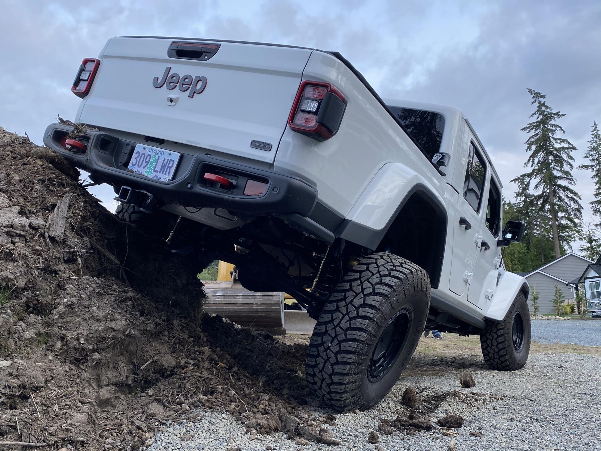 Jeep Gladiator 2.5 Inch Premium Lift Kit 2020+ JT Clayton Off Road