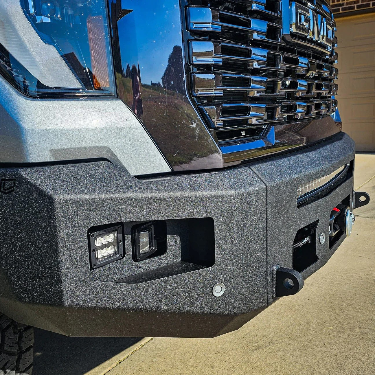 2024+ Sierra 2500/3500 Attitude Front Winch Bumper With Parking Sensors