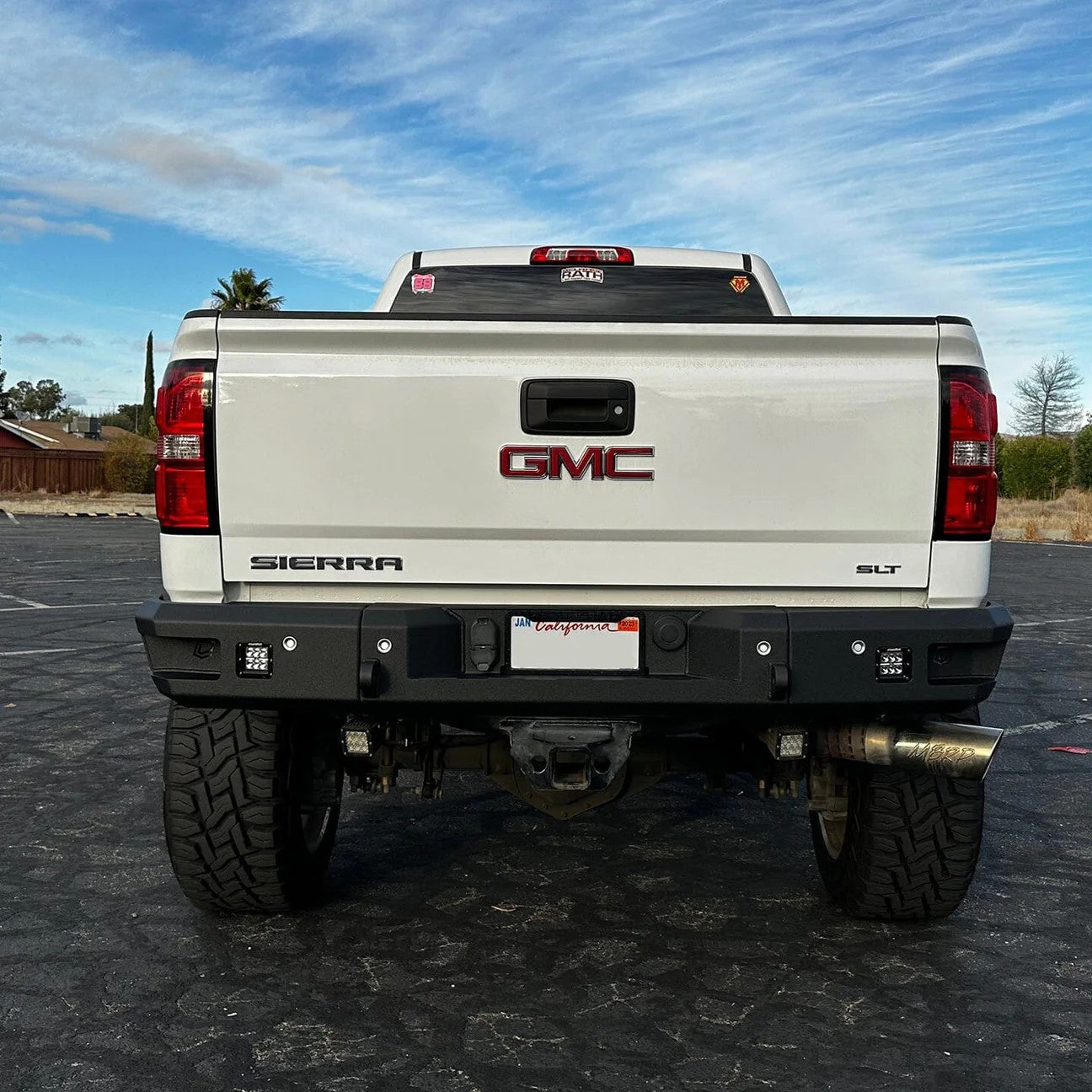 2015-2019 Silverado/Sierra 2500/3500 Attitude Rear Bumper No Parking Sensors