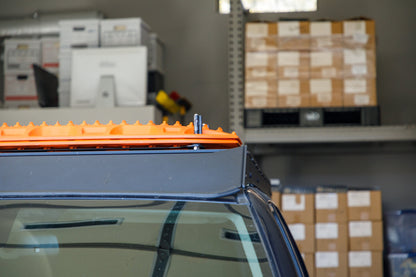 Overland Kitted Universal Mounting Plate for MAXTRAX® MKII and XTREME