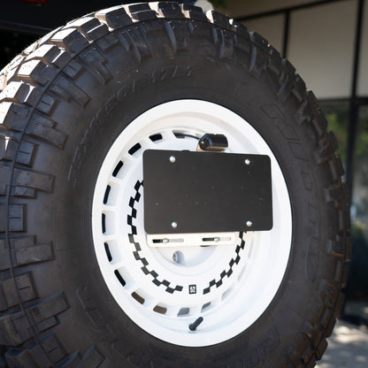Lug-Mounted License Plate Light Kit