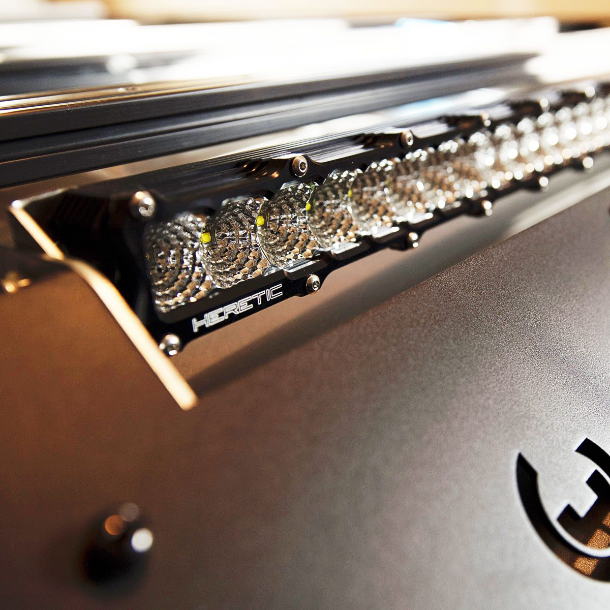 Heretic 6 Series Light Bar - 40 inch