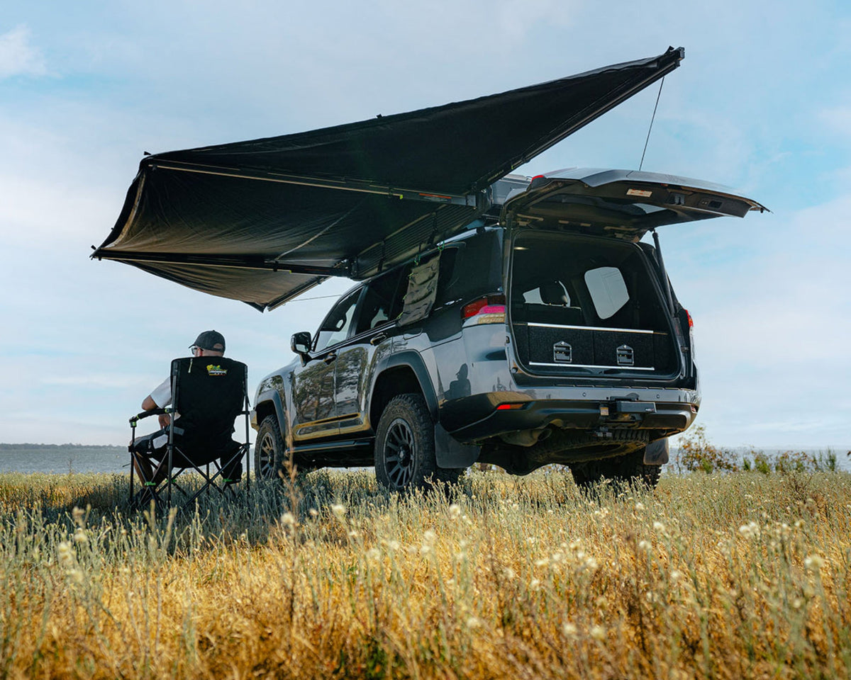 DeltaWing 180vÇ¬8 Awning - 5.6 ft Freestanding Awning with LED Lights