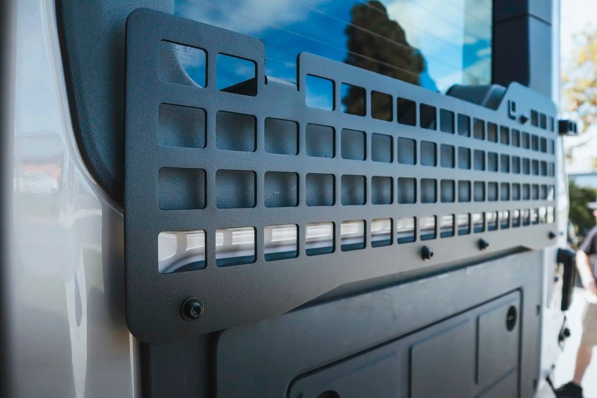 Grenadier Rear PASSENGER GRID