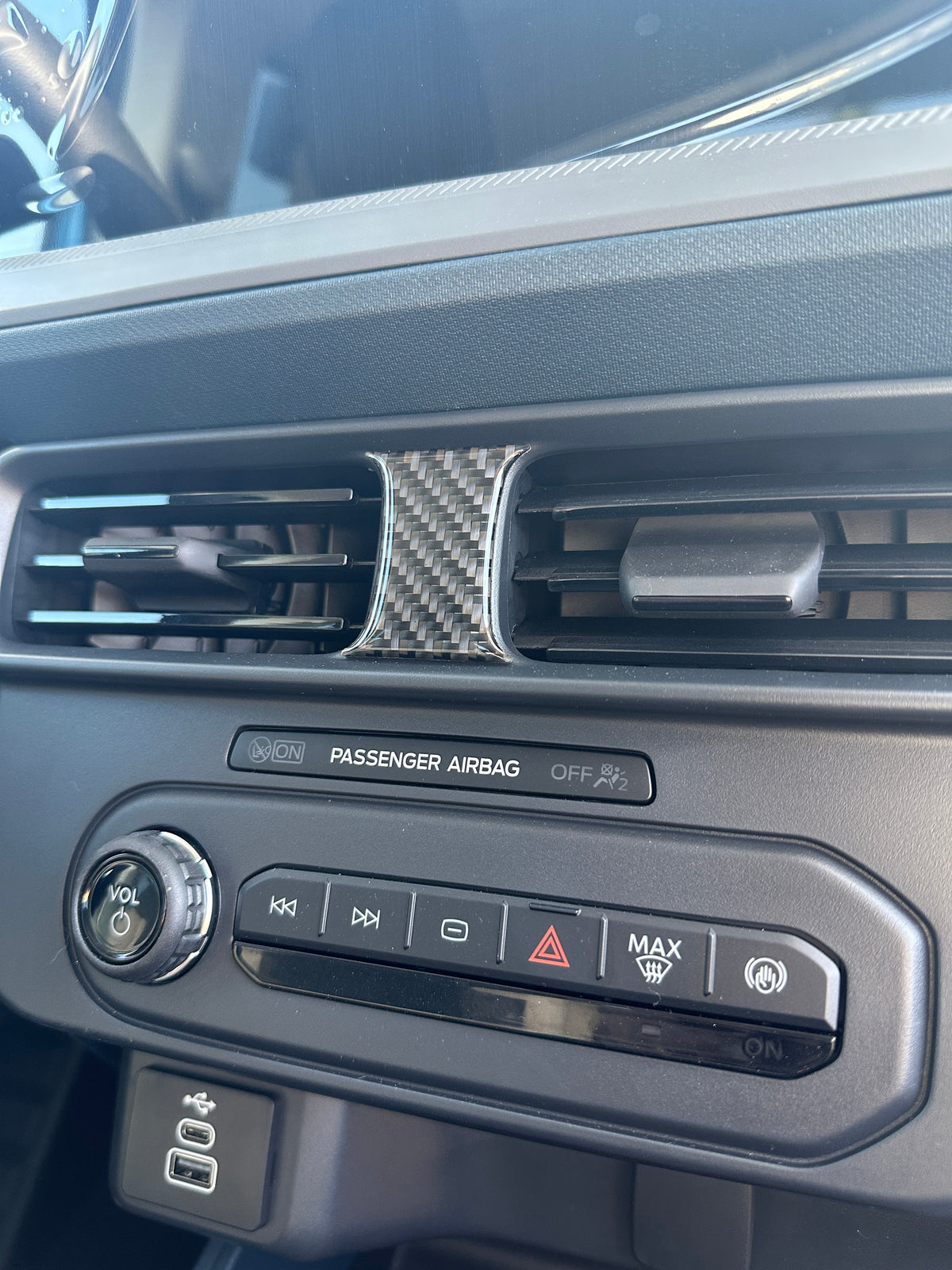 Center A/C Vent Accent Trim Fits 2025-2027 Ford Maverick