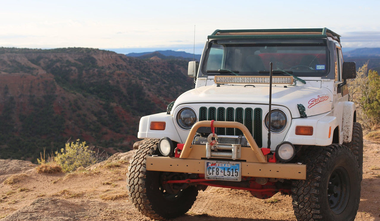 Midland 6.6 dB Heavy Duty Bullbar Antenna with Spring Base and Cable