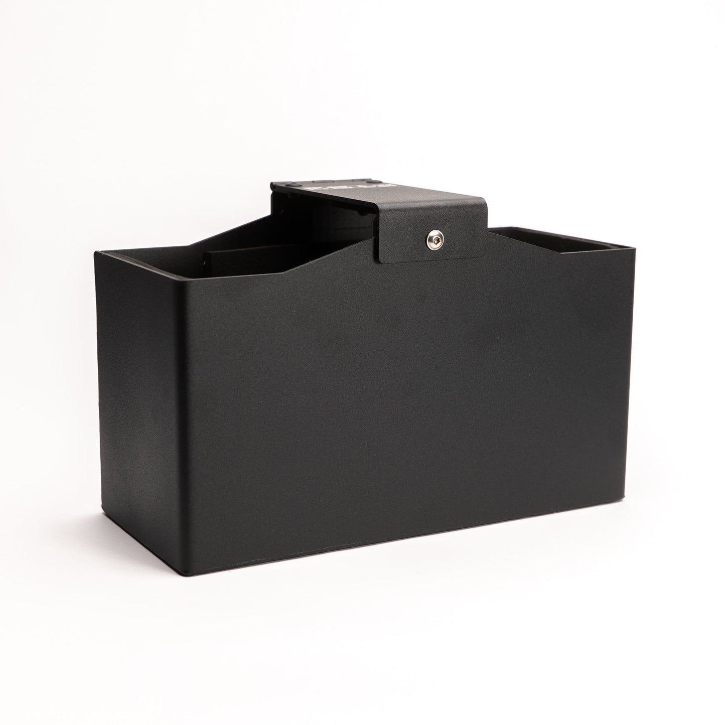 profile shot MeLe Design Firm SB30 battery mount