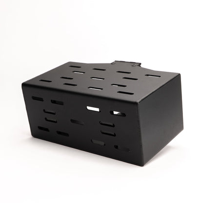 integrated mount plates on MeLe Design Firm SB30 battery mount