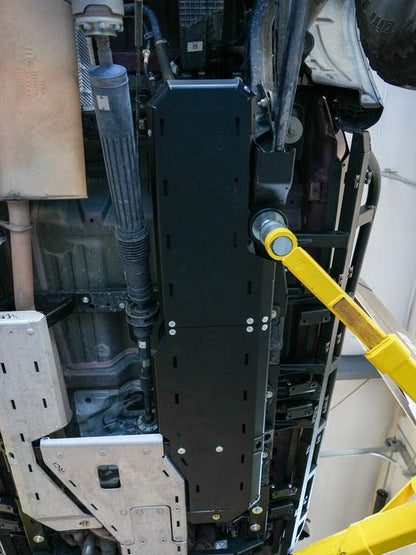 Fuel Tank Skid Plate | 20+ JT - 3/16" Steel - Black Powdercoat