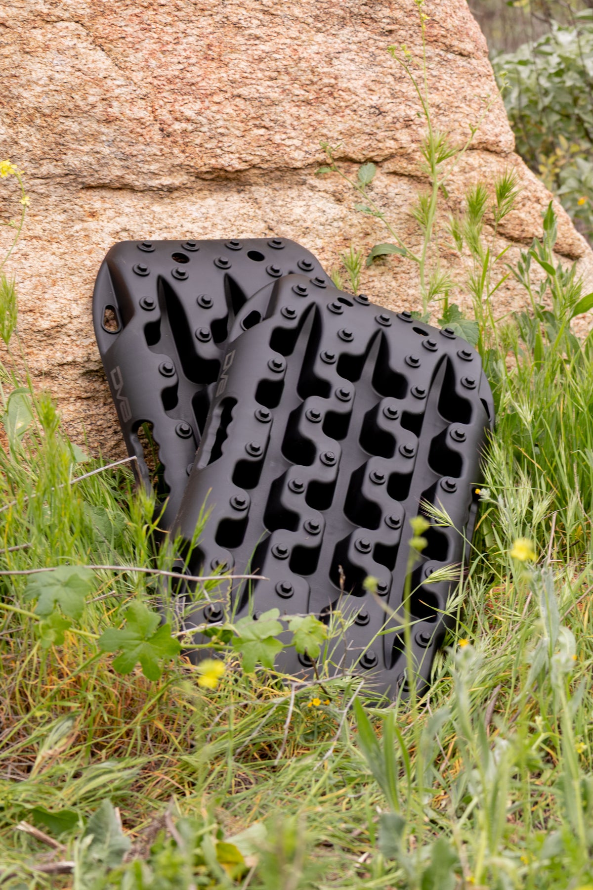 DV8 Xtract Mini Traction Board Pair Black