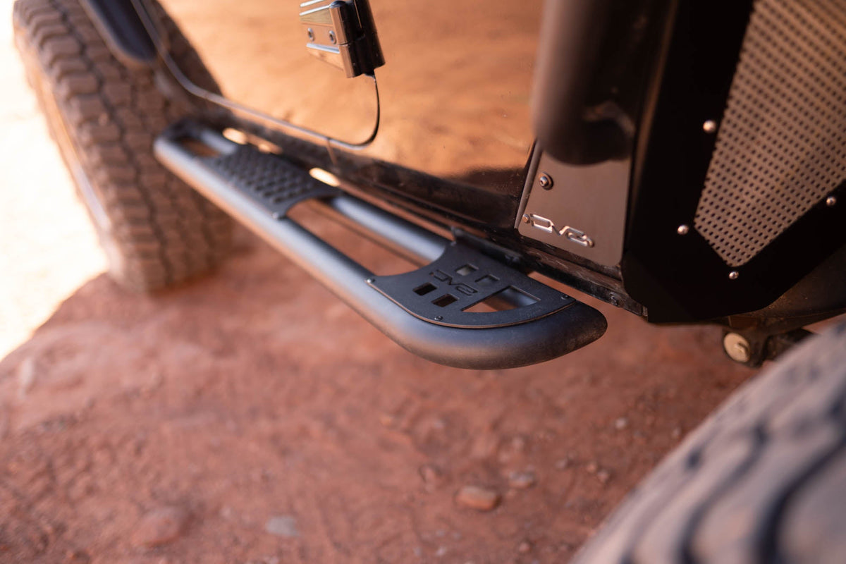 2007-2018 Jeep Wrangler JK 2 Door OE Plus Side Steps