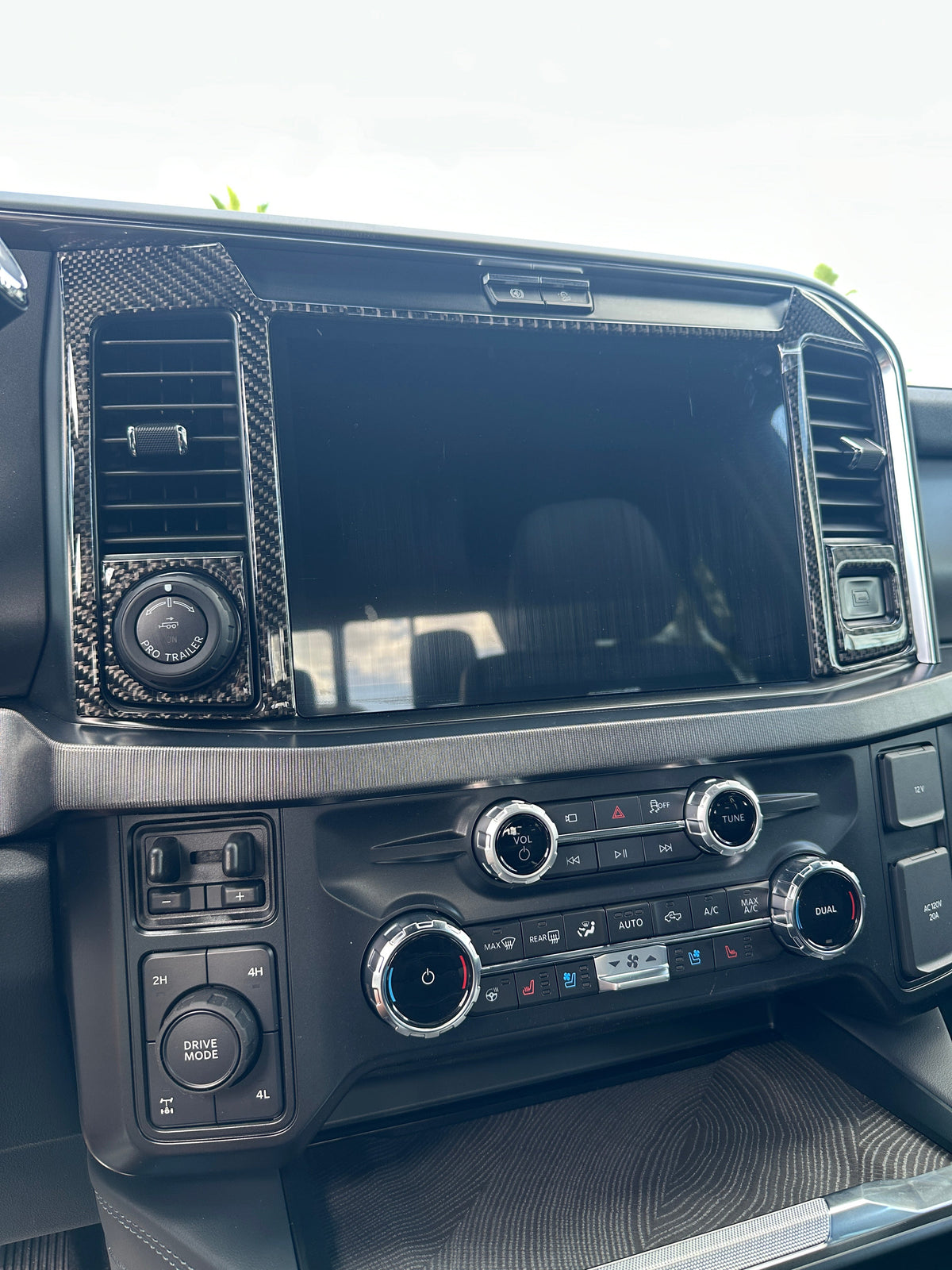Display Screen Accent Trim Fits 2023-2027 Ford Super Duty
