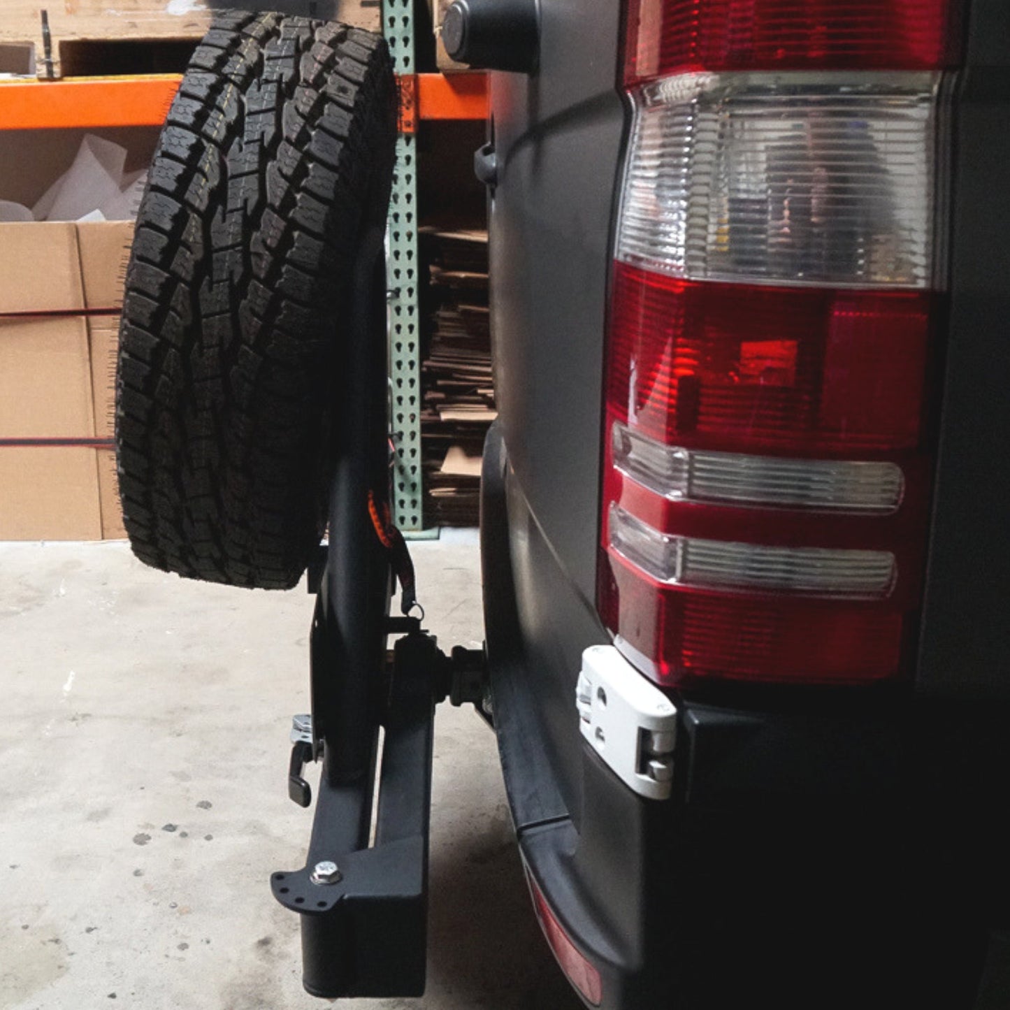 UltraSwing® Mega-Fit Spare Tire Hitch Mount | RiGd Supply