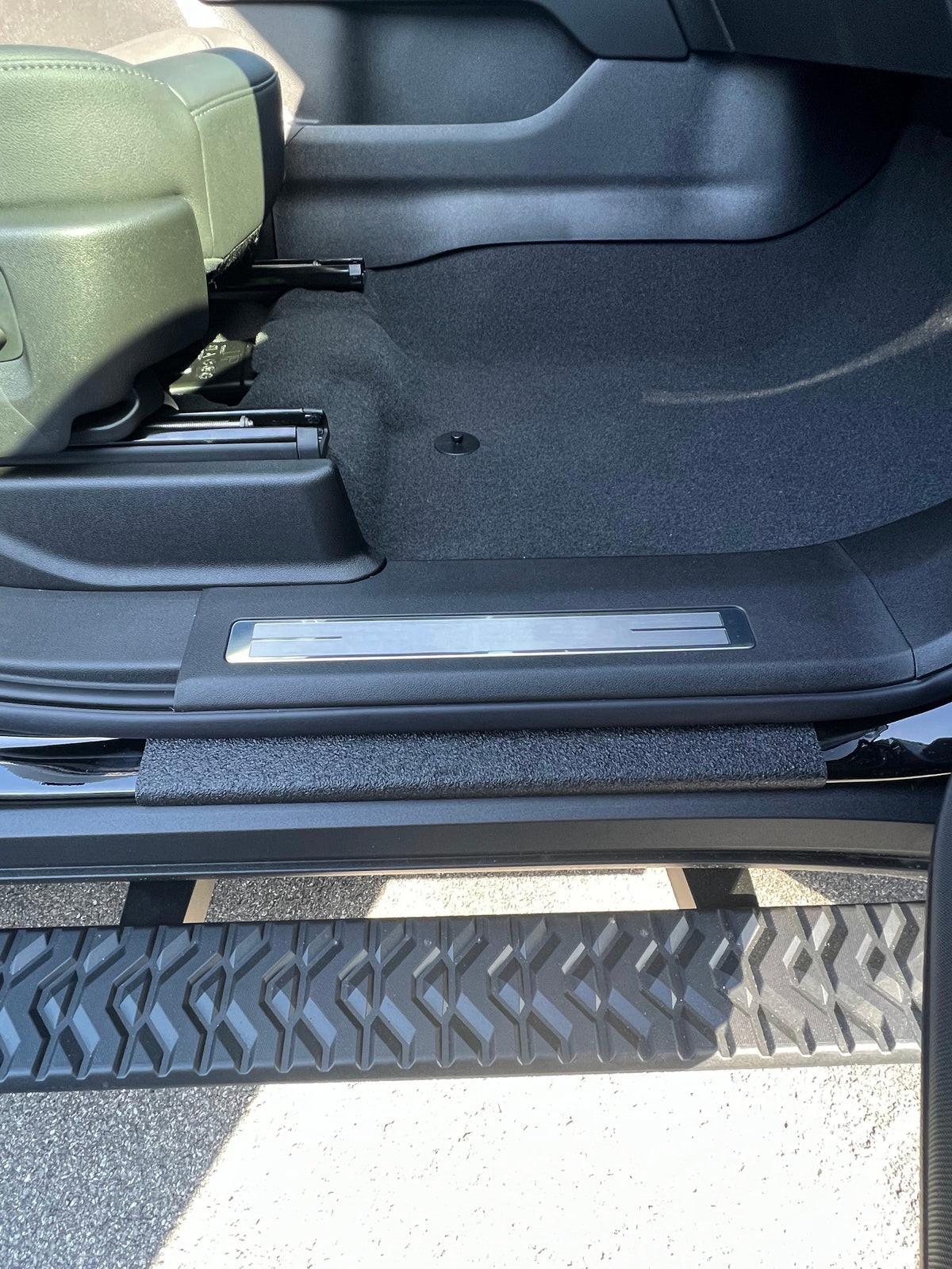 Door Sill Protection Overlays Fits 2021-2027 Chevrolet Tahoe