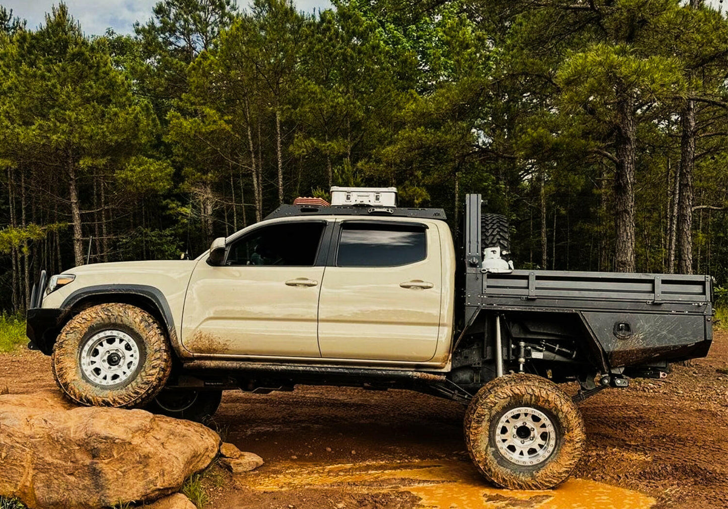 Flatbed System Tray
