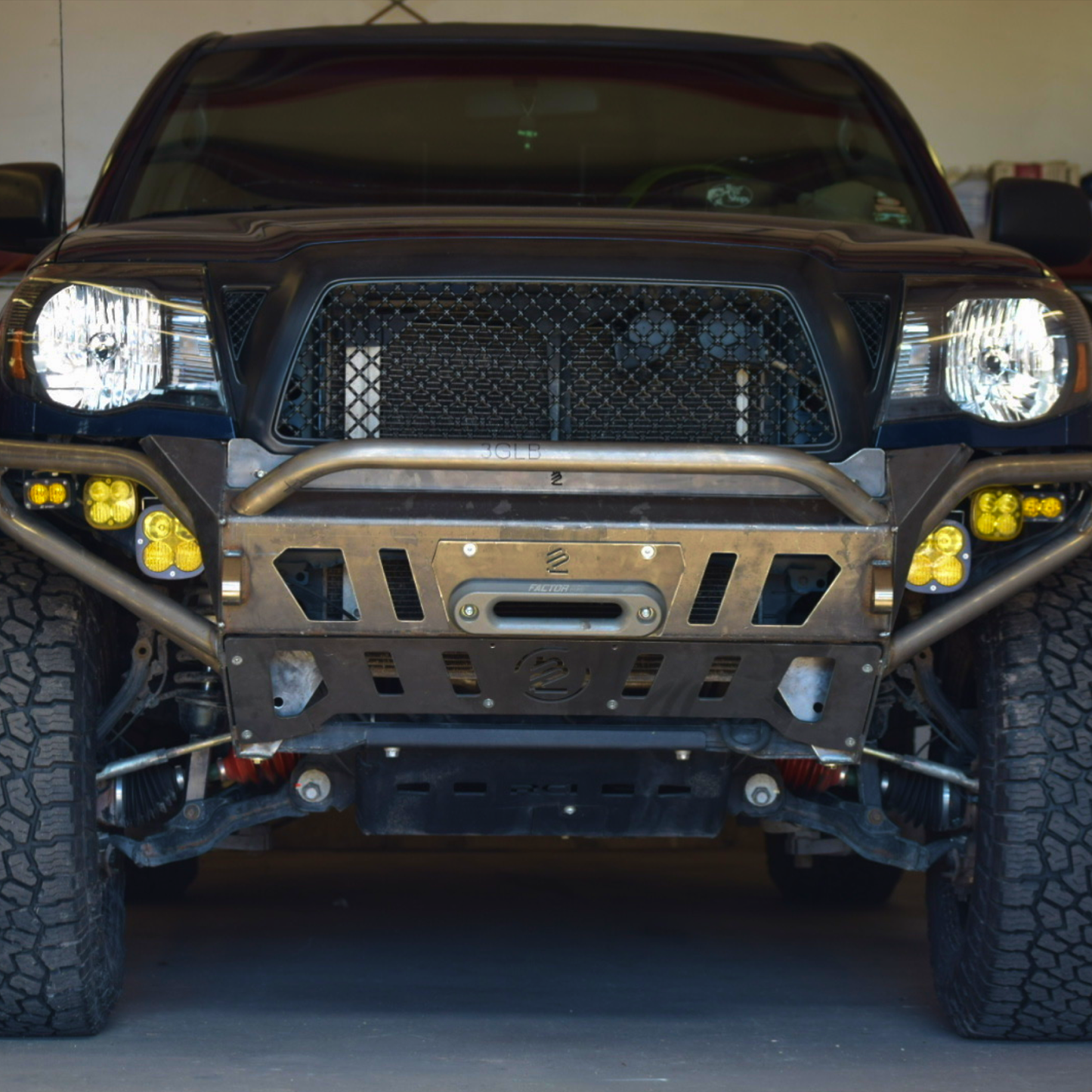 2005-2011 / 2nd Gen / Tacoma Hybrid Front Bumper