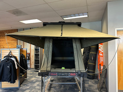 LIGHTLY USED BUSH COMPANY AX27 Roof Top Tent (In-Store Pickup or Install Only!)