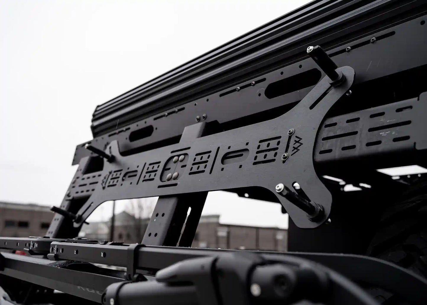 Universal Dogbone Aluminum Traction Board Mount